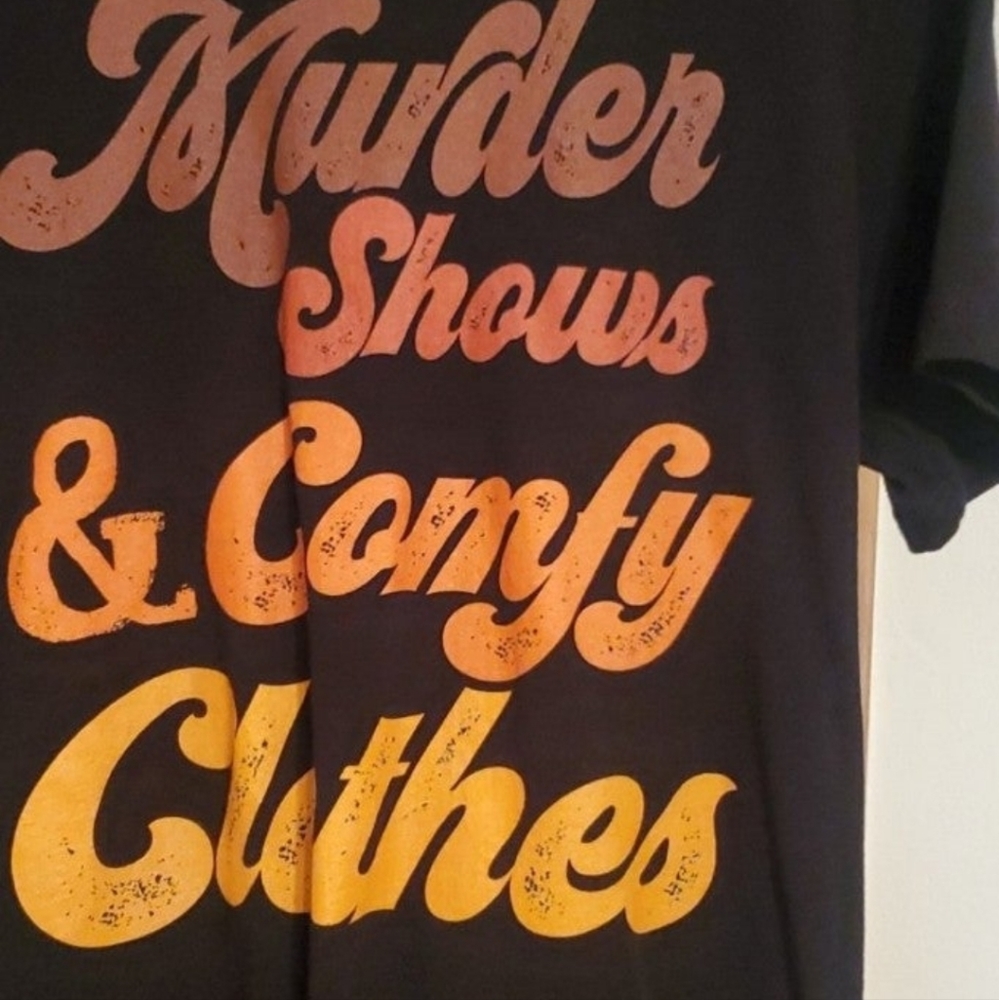 Graphic Tee - Picture 3 of 4